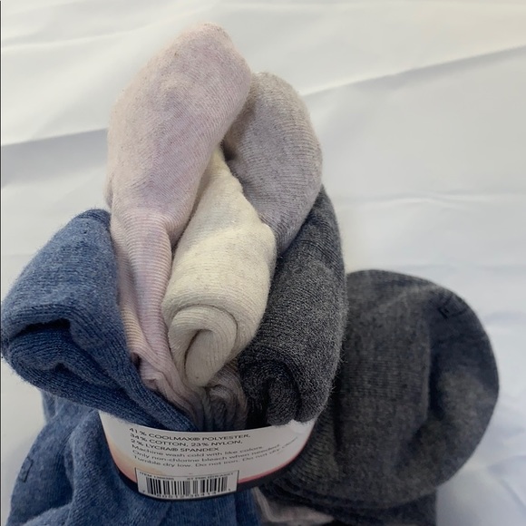 K.Bell Women’s essentials crew socks 5-pack - Picture 6 of 6